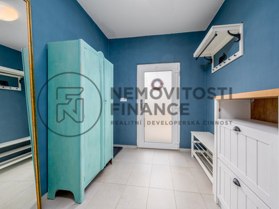 Pronájem rodinného domu s garáží a zahradou, 6+kk, Dobrá Voda u Českých Budějovic