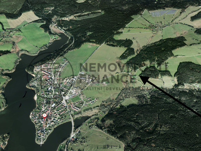 Komerční pozemek 16 365 m2 u Lipna – strategická investice na okraji Frymburku